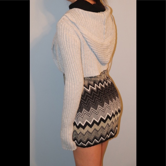 AMERICAN EAGLE LONG SLEEVE GREY SHRUG SWEATER - Picture 2 of 9